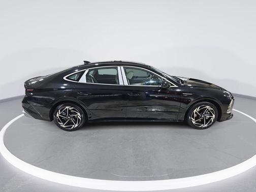 2026 Hyundai SONATA SEL