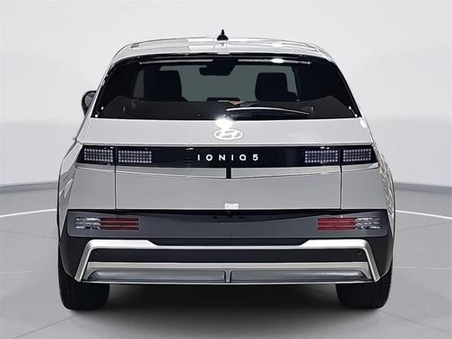 2026 Hyundai IONIQ 5 SE Standard Range