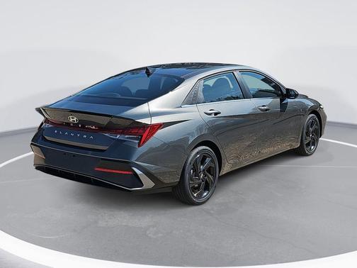 2026 Hyundai ELANTRA Sport