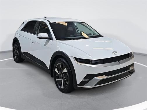 2026 Hyundai IONIQ 5 SE