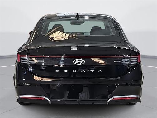 2026 Hyundai SONATA SEL