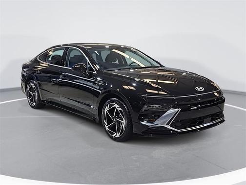 2026 Hyundai SONATA SEL