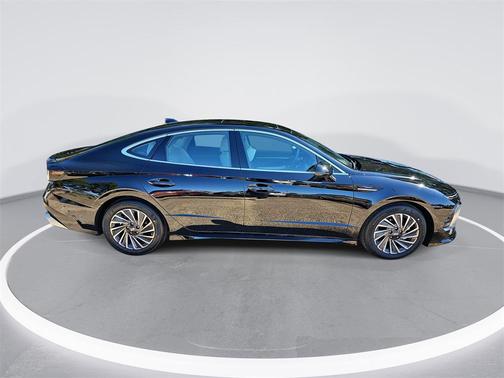 2026 Hyundai SONATA Hybrid SE