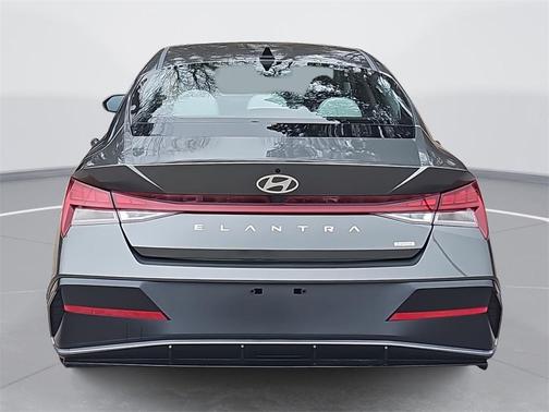 2026 Hyundai ELANTRA HEV Limited
