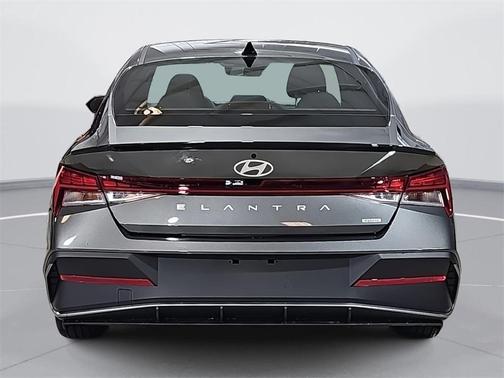 2026 Hyundai ELANTRA HEV SEL Sport