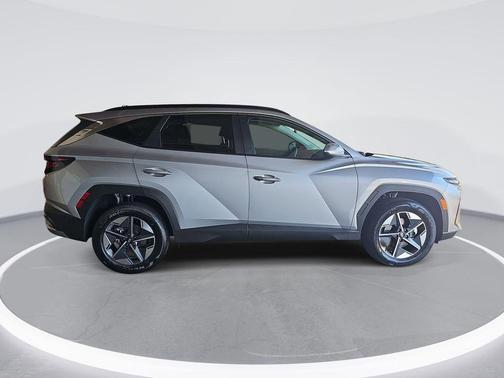 Shimmering Silver 2026 Hyundai TUCSON Hybrid SEL