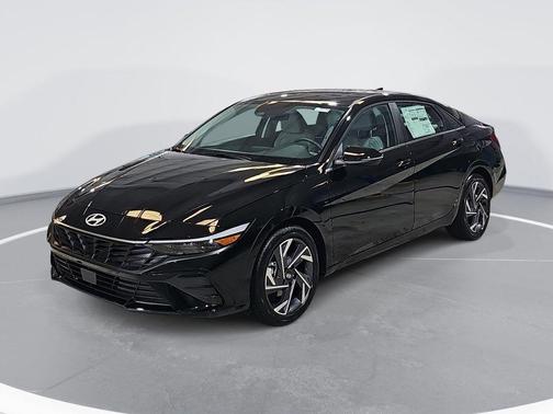 Abyss Black 2026 Hyundai ELANTRA Limited