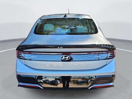 2026 Hyundai SONATA SEL