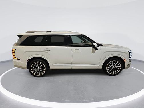 Creamy White Pearl 2026 Hyundai PALISADE Calligraphy