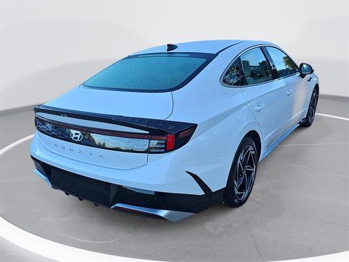 2026 Hyundai SONATA SEL