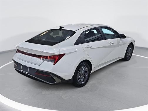 2024 Hyundai ELANTRA HEV Blue