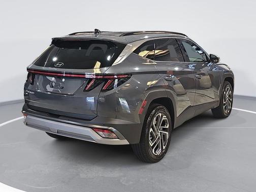 Ecotronic Gray 2026 Hyundai TUCSON Limited