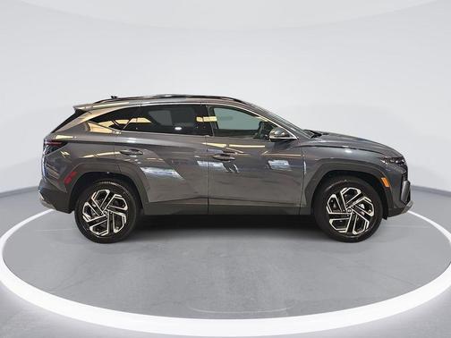 Ecotronic Gray 2026 Hyundai TUCSON Limited