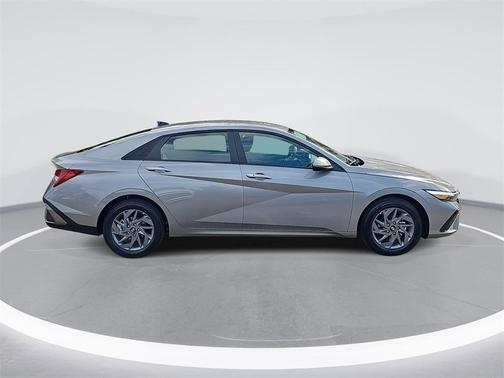 2026 Hyundai ELANTRA HEV Blue