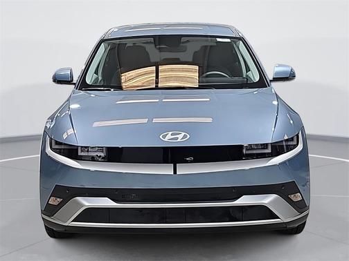 2026 Hyundai IONIQ 5 SE Standard Range