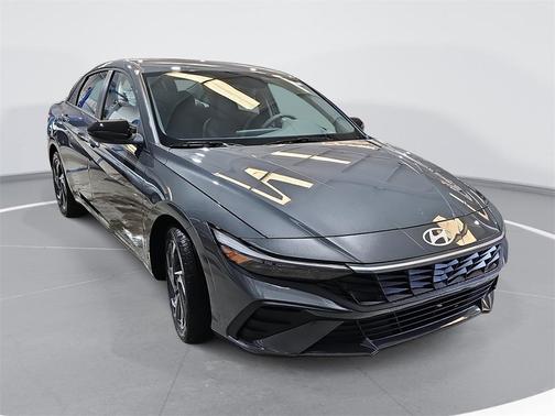 2025 Hyundai ELANTRA Sport