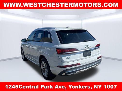 Glacier White Metallic 2023 Audi Q7 55 Premium Plus