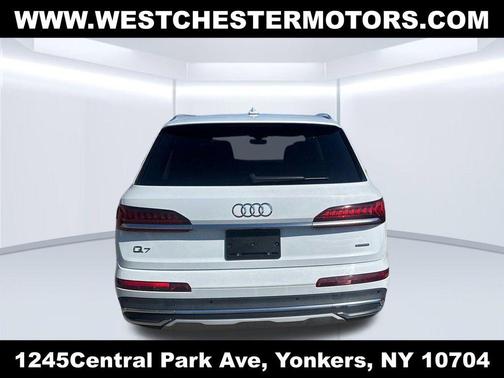 Glacier White Metallic 2023 Audi Q7 55 Premium Plus