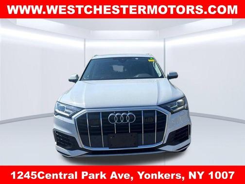 Glacier White Metallic 2023 Audi Q7 55 Premium Plus