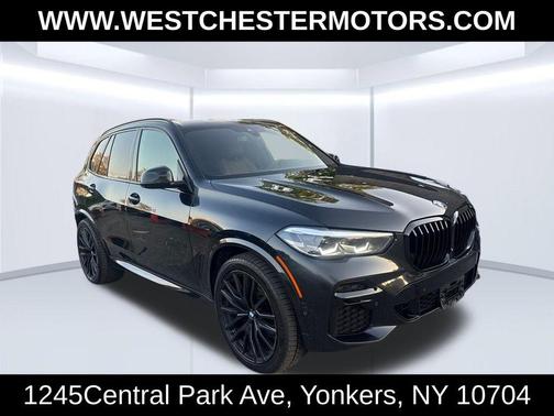 Black 2022 BMW X5 xDrive40i