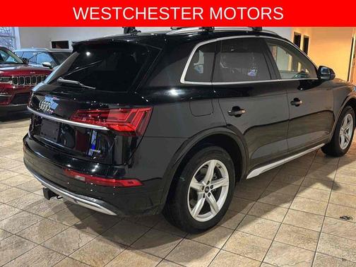 Brilliant Black 2021 Audi Q5 45 Premium