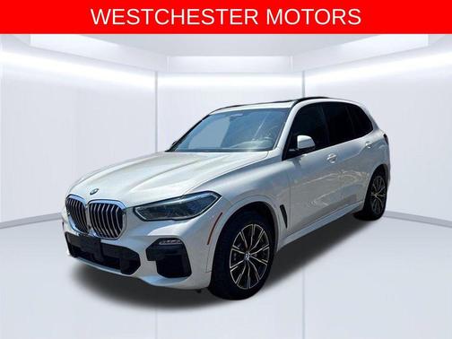 White Metallic 2019 BMW X5 xDrive40i