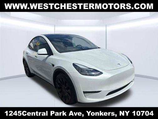White 2022 Tesla Model Y Performance