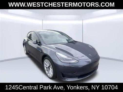 Gray 2023 Tesla Model 3 Long Range