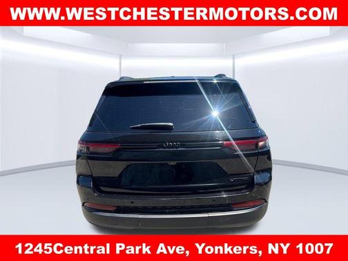 Diamond Black 2023 Jeep Grand Cherokee Limited