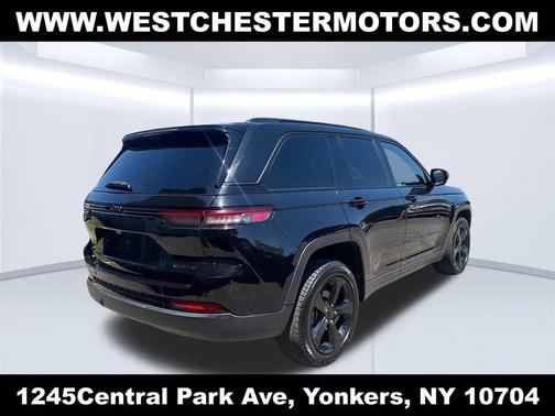 Diamond Black 2023 Jeep Grand Cherokee Limited