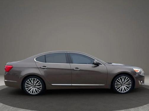 2014 Kia Cadenza Premium