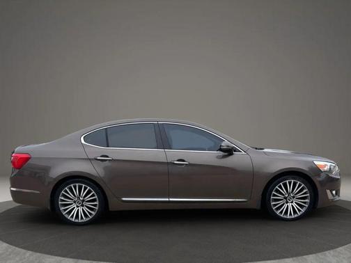 2014 Kia Cadenza Premium