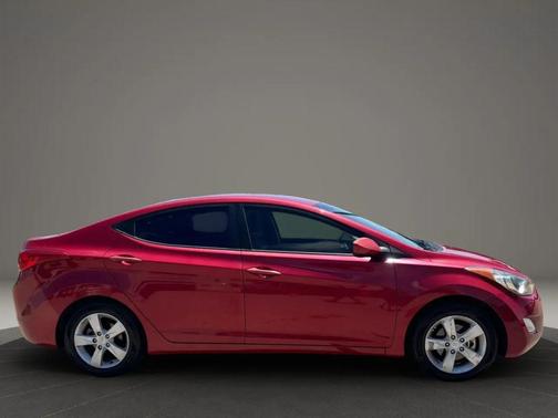 Red 2013 Hyundai ELANTRA GLS