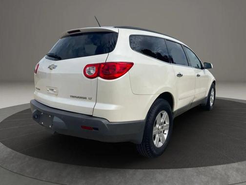 2011 Chevrolet Traverse 2LT