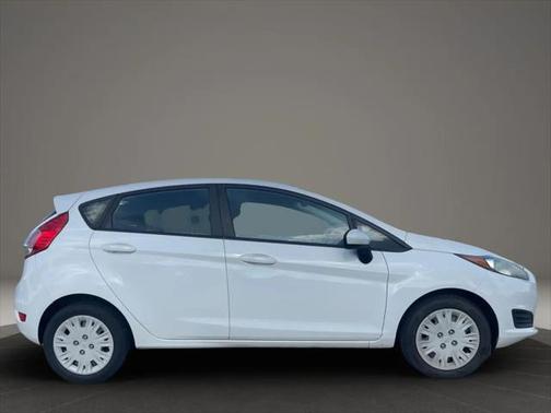 2016 Ford Fiesta S