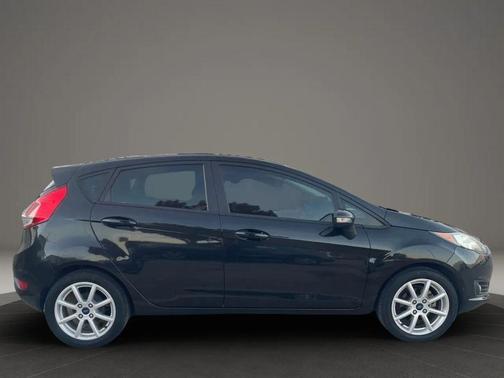 2015 Ford Fiesta SE