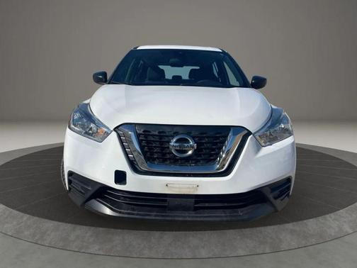 2020 Nissan Kicks S