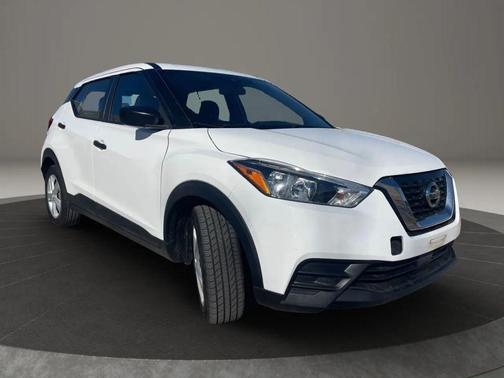 2020 Nissan Kicks S