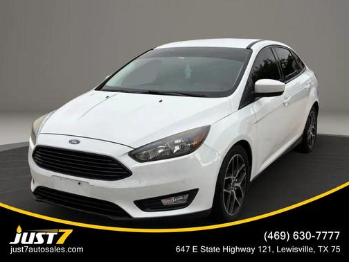 Oxford White 2018 Ford Focus SE