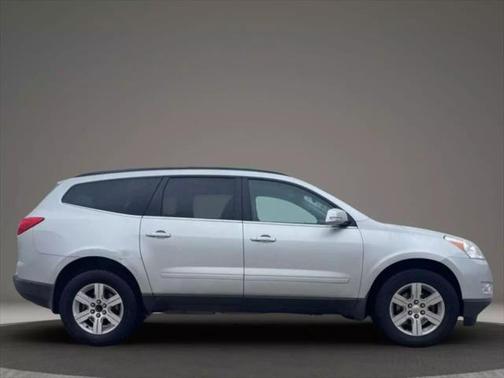 2011 Chevrolet Traverse 2LT