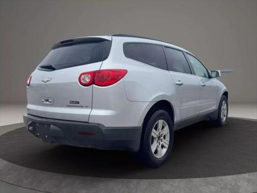 2011 Chevrolet Traverse 2LT