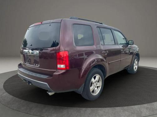 Burgundy 2009 Honda Pilot EX-L