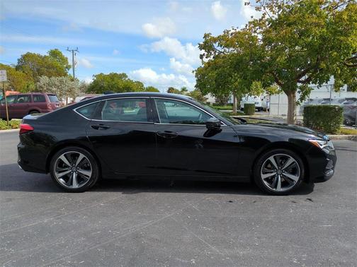 2025 Acura TLX Technology