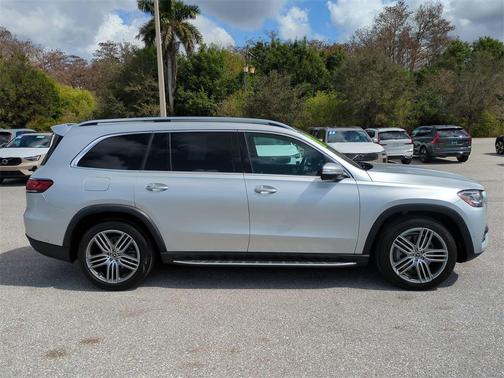 2021 Mercedes-Benz GLS 450 4MATIC