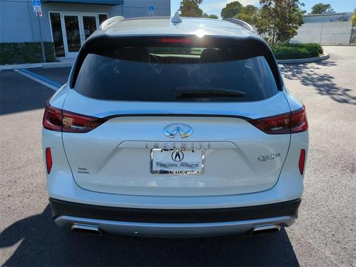 2022 INFINITI QX50 LUXE