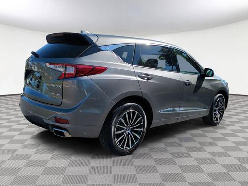 Liquid Carbon Metallic 2026 Acura RDX Advance Package