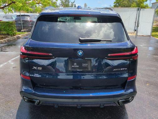 Tanzanite Blue II Metallic 2026 BMW X5 PHEV xDrive50e