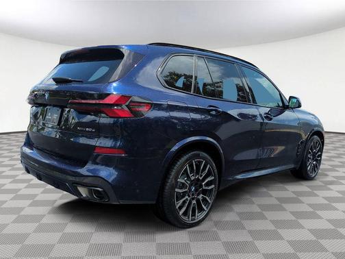 Tanzanite Blue II Metallic 2026 BMW X5 PHEV xDrive50e