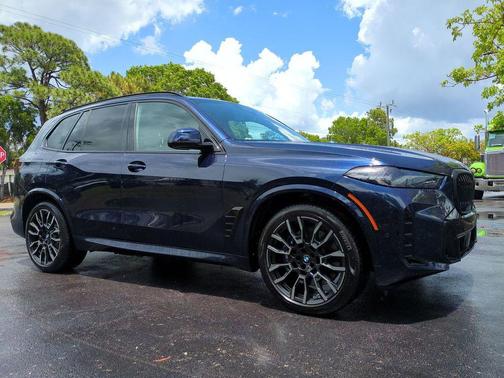 Tanzanite Blue II Metallic 2026 BMW X5 PHEV xDrive50e