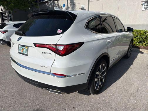 Platinum White Pearl 2024 Acura MDX Technology Package